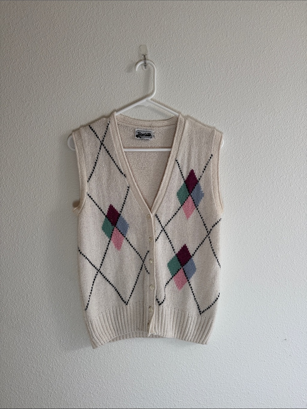 Hewlett Knitting Mills Vintage Cream Argyle Knit Sweater Vest